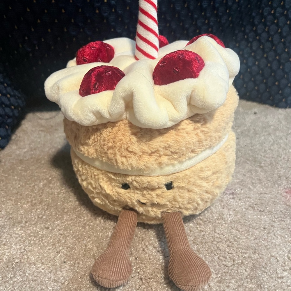 Jellycat Cake New with Tags - Picture 12 of 13